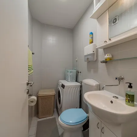 Apartment Arena