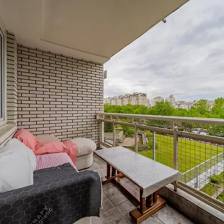 Apartment Arena